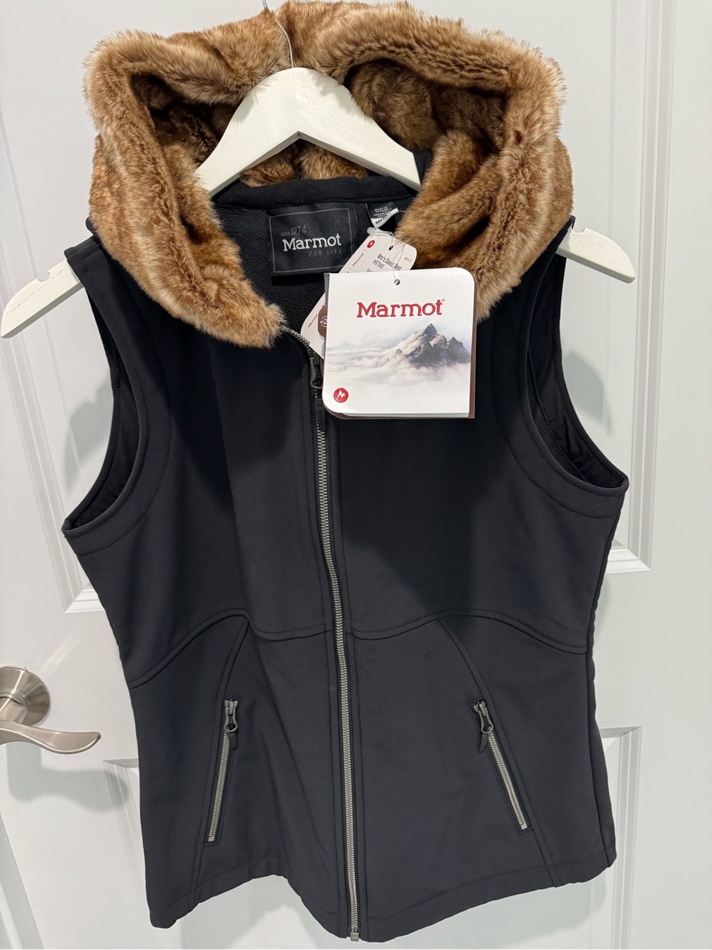 Marmot Black Women's Vest with Brown Faux-Fur Hood M , NWT